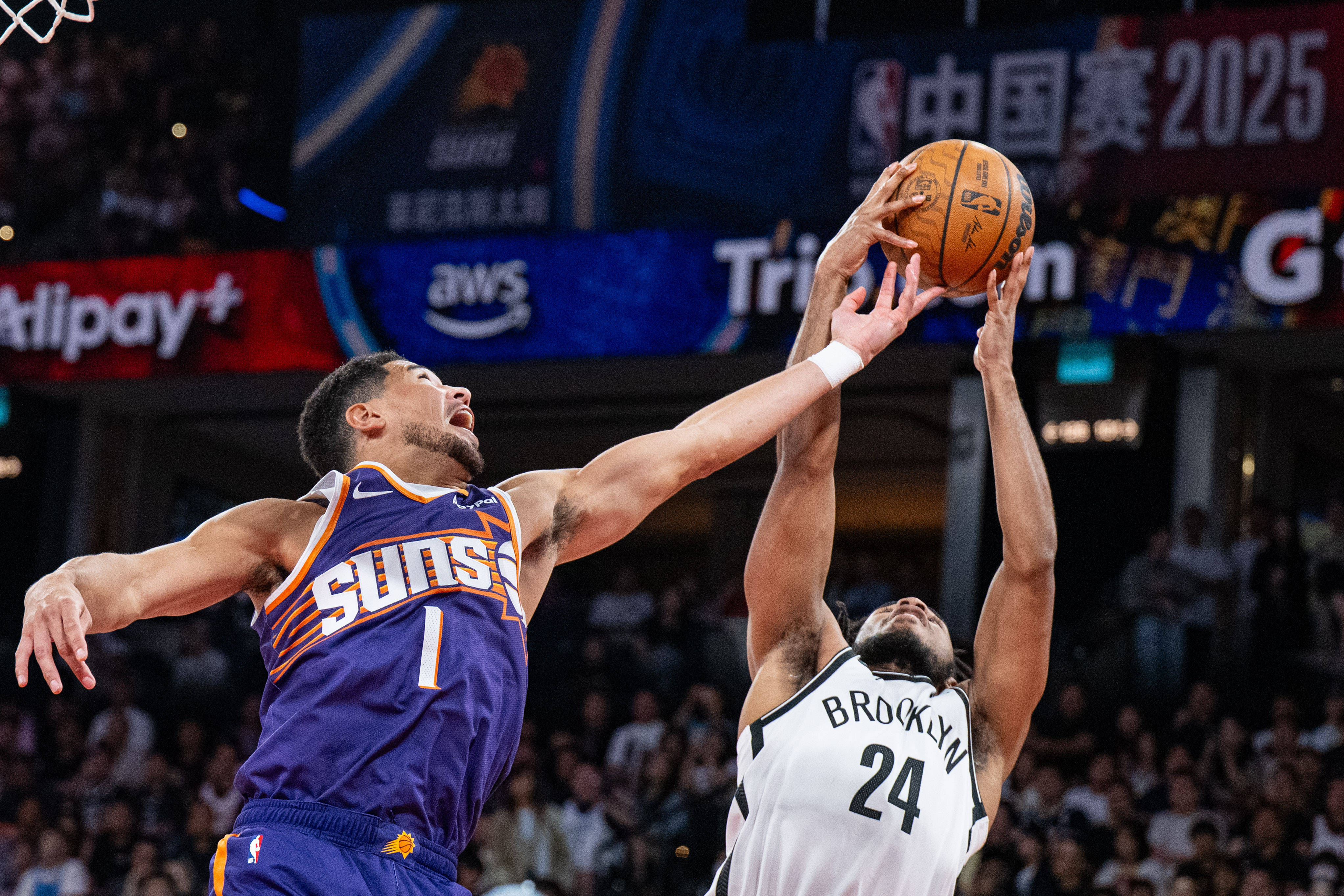 （体育）篮球——NBA季前赛：太阳胜篮网